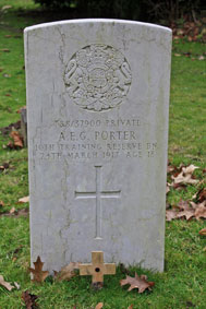 Private Allan Edward Grahame Porter. 5/37900.