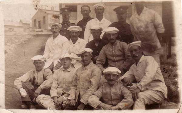 Pte Stansfield (centre, front row) with fellow soldiers in the Yorkshire Regiment (cooks?).